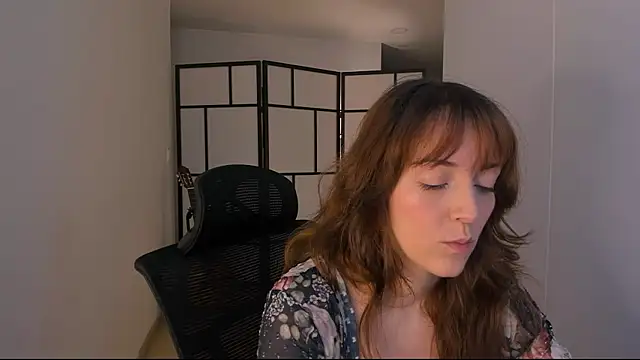 Snapshot of molly_marmalade_ chatting on 06/08/26, 05:02 molly marmalade online show from 06/08/26, 05:02