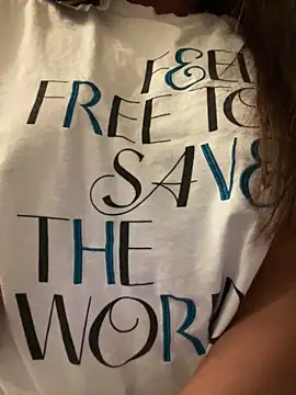 Snapshot of Aestheticsgirl chatting on 09/09/25, 09:14 Aestheticsgirl online show from 09/09/25, 09:14