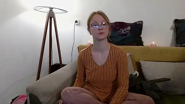 little-leni online show from 01/15/26, 07:50