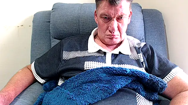 Snapshot of camone11@xh chatting on 03/01/26, 04:58 camone11xh online show from 03/01/26, 04:58