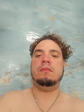 latinoflpr online show from 01/17/26, 02:27