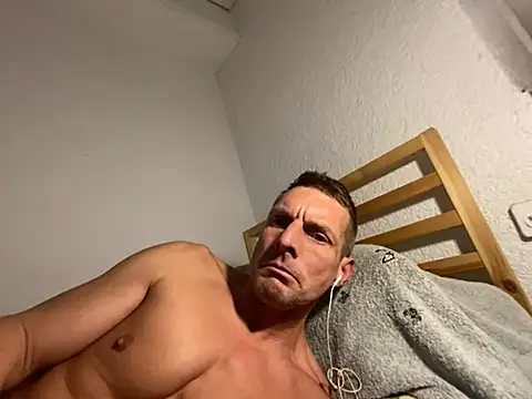 Goldmedall online show from 02/19/26, 01:01