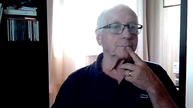 Snapshot of johnjohn622662 chatting on 06/18/26, 01:04 johnjohn622662 online show from 06/18/26, 01:04