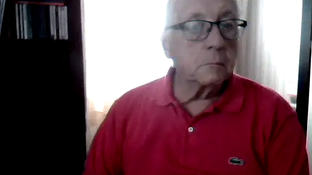 Snapshot of johnjohn622662 chatting on 06/21/26, 01:46 johnjohn622662 online show from 06/21/26, 01:46