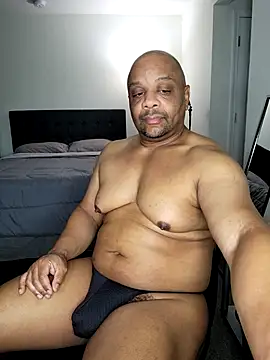 carmeldaddy1 online show from 09/17/25, 05:20