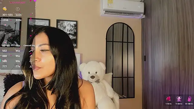 Rubyross21 online show from 10/17/25, 12:14