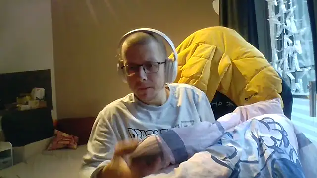 Snapshot of David250692 chatting on 11/25/25, 09:20 David250692 online show from 11/25/25, 09:20