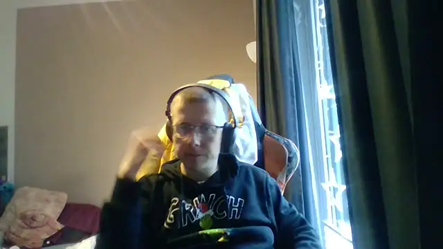 Snapshot of David250692 chatting on 01/15/26, 09:14 David250692 online show from 01/15/26, 09:14