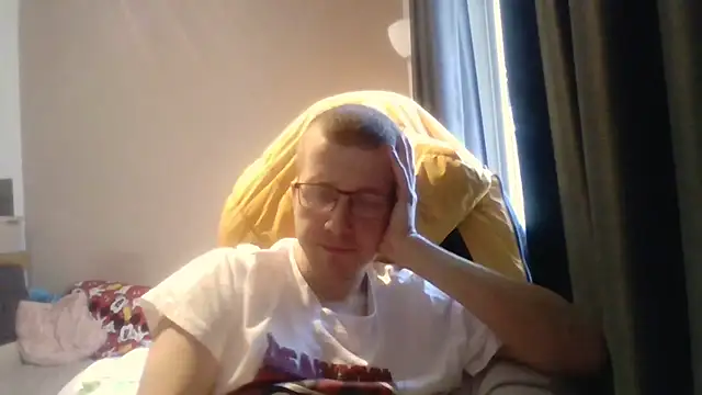 Snapshot of David250692 chatting on 03/02/26, 09:16 David250692 online show from 03/02/26, 09:16