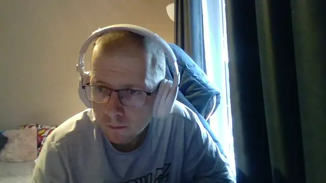 David250692 online show from 03/27/26, 08:48