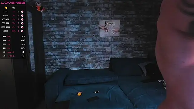 mark normal online show from 02/12/26, 01:00