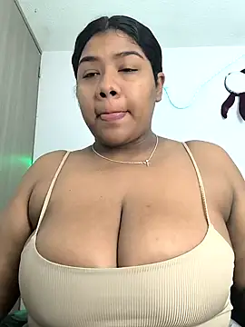 paola091 online show from 10/04/25, 12:14