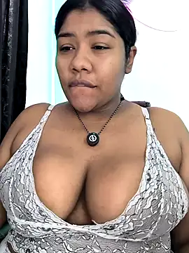 paola091 online show from 01/06/26, 12:31