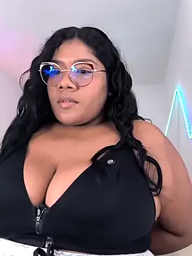 paola091 online show from 04/17/26, 08:01