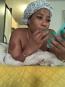 CurvyDesire1 online show from 03/19/25, 01:07