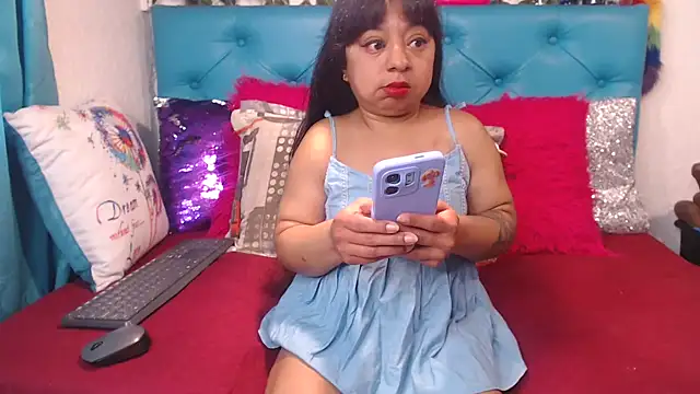 SARAWILLS online show from 03/27/26, 01:55