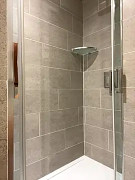 Snapshot of real6outdoors chatting on 11/12/25, 09:14 real6outdoors online show from 11/12/25, 09:14