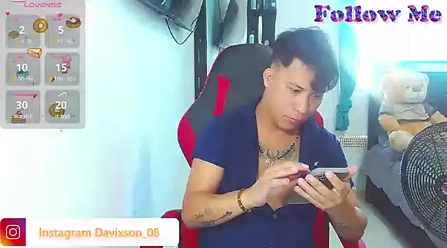 boyhot23x online show from 01/10/25, 02:45