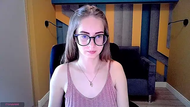 AliceAdams online show from 03/08/25, 08:22