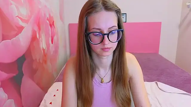 AliceAdams online show from 04/08/26, 06:13