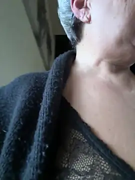 simona60 online show from 02/02/25, 08:24