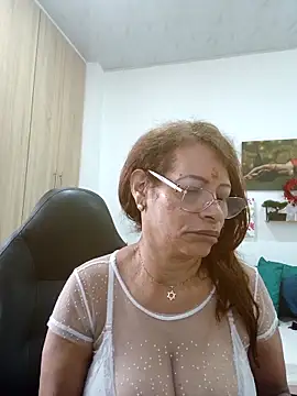 BustyMilf  online show from 03/29/26, 01:00