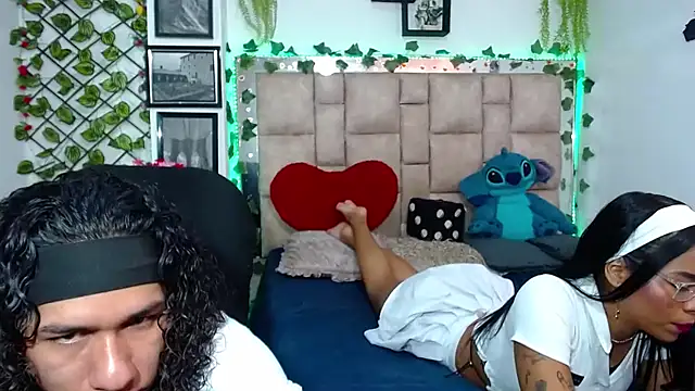 thamarasehein online show from 10/22/25, 02:56