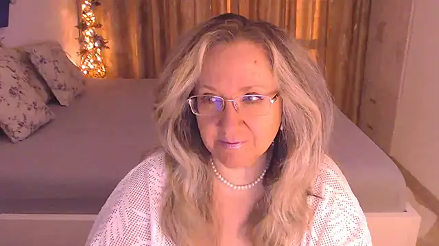 Raisshy online show from 01/10/26, 02:08