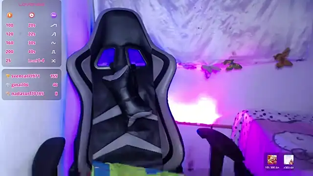 ninatiny online show from 02/18/26, 09:16