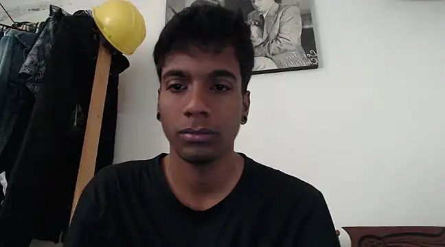 Snapshot of stevenosori chatting on 12/13/24, 03:21 stevenosori online show from 12/13/24, 03:21