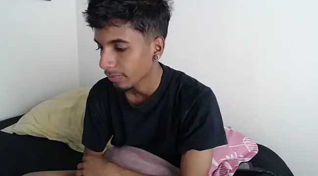 Snapshot of stevenosori chatting on 12/29/24, 03:35 stevenosori online show from 12/29/24, 03:35