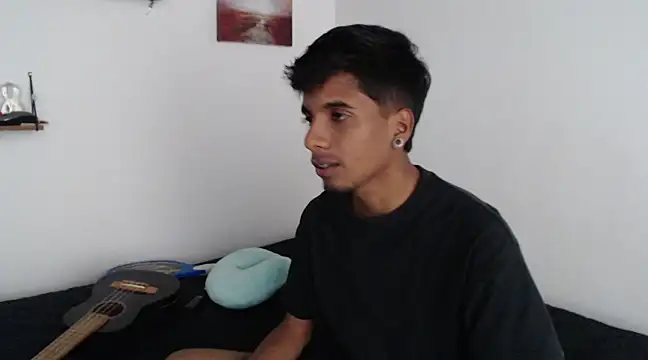 Snapshot of stevenosori chatting on 01/17/25, 09:50 stevenosori online show from 01/17/25, 09:50