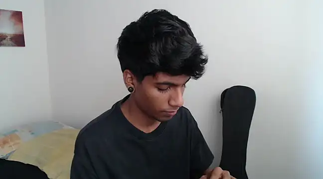 Snapshot of stevenosori chatting on 02/12/25, 03:38 stevenosori online show from 02/12/25, 03:38