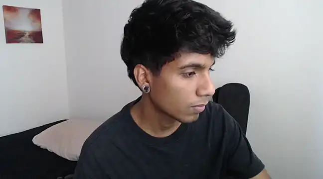 Snapshot of stevenosori chatting on 02/13/25, 02:42 stevenosori online show from 02/13/25, 02:42