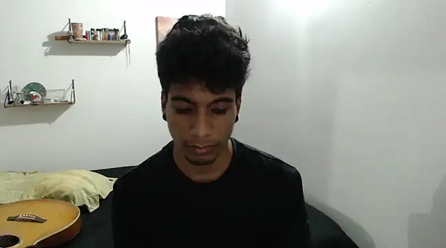 Snapshot of stevenosori chatting on 02/17/25, 12:32 stevenosori online show from 02/17/25, 12:32