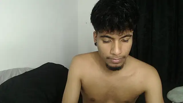 Snapshot of stevenosori chatting on 09/17/25, 04:47 stevenosori online show from 09/17/25, 04:47