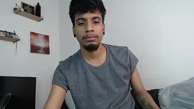 Snapshot of stevenosori chatting on 10/01/25, 04:35 stevenosori online show from 10/01/25, 04:35