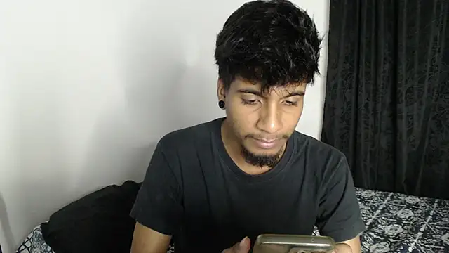 Snapshot of stevenosori chatting on 10/14/25, 06:25 stevenosori online show from 10/14/25, 06:25