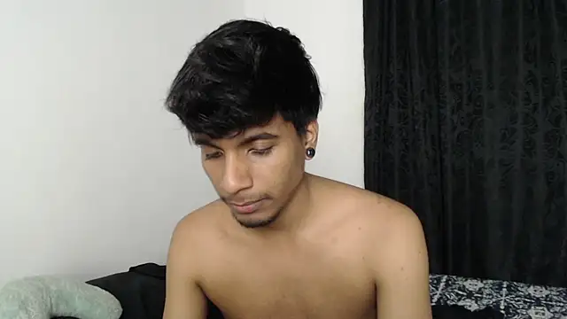 Snapshot of stevenosori chatting on 10/24/25, 11:56 stevenosori online show from 10/24/25, 11:56