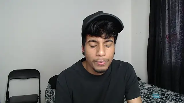 Snapshot of stevenosori chatting on 11/02/25, 02:19 stevenosori online show from 11/02/25, 02:19