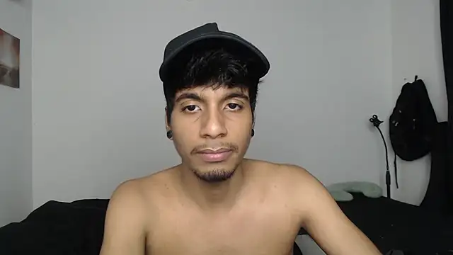 Snapshot of stevenosori chatting on 11/30/25, 12:47 stevenosori online show from 11/30/25, 12:47