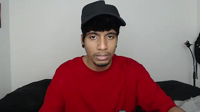 Snapshot of stevenosori chatting on 12/04/25, 02:21 stevenosori online show from 12/04/25, 02:21