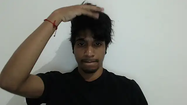 Snapshot of stevenosori chatting on 12/18/25, 03:56 stevenosori online show from 12/18/25, 03:56