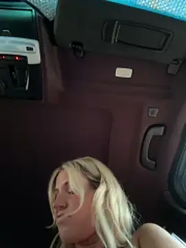 jasminesummer online show from 12/04/25, 01:20