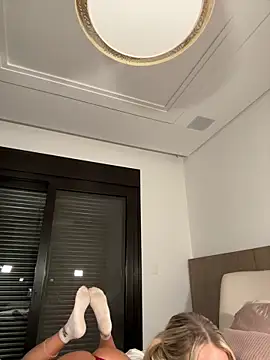 jasminesummer online show from 12/18/25, 05:19