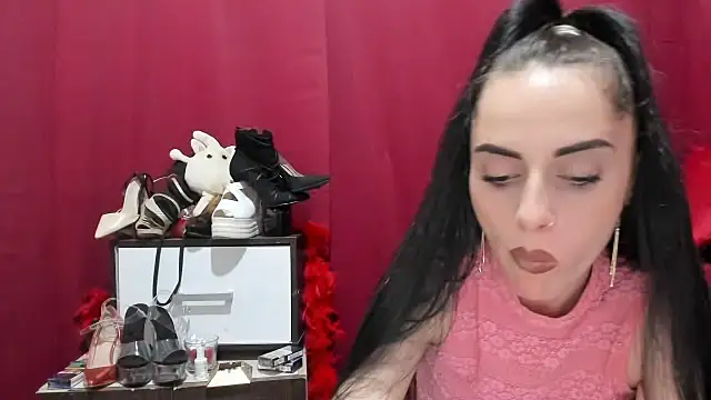 Snapshot of jessystarr chatting on 05/15/26, 01:29 jessystarr online show from 05/15/26, 01:29