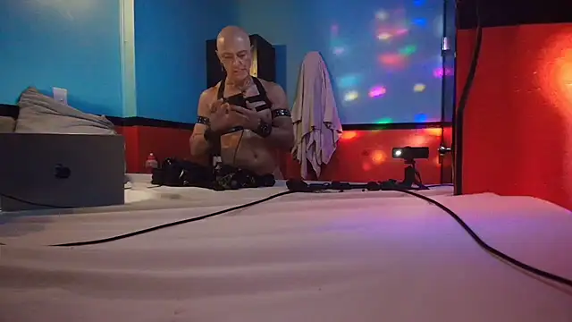 MikyFoxx online show from 03/16/25, 12:22