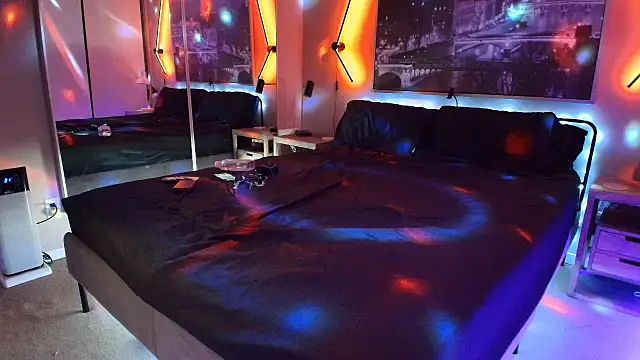 MikyFoxx online show from 01/17/26, 06:51