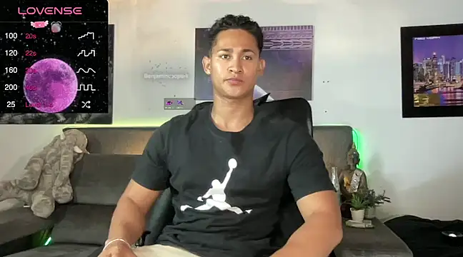 BenjaminCooperk online show from 03/21/25, 05:11