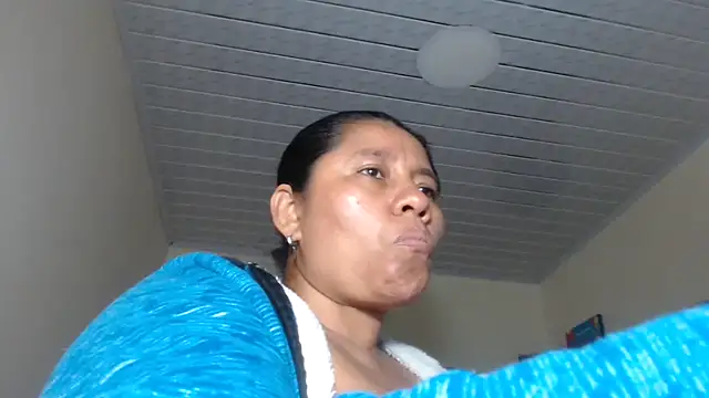 adrixxx38 online show from 10/15/25, 07:30